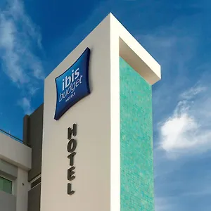 Hotel Ibis Budget Amberieu En Bugey/chateau Gaillard A42, Château-Gaillard
